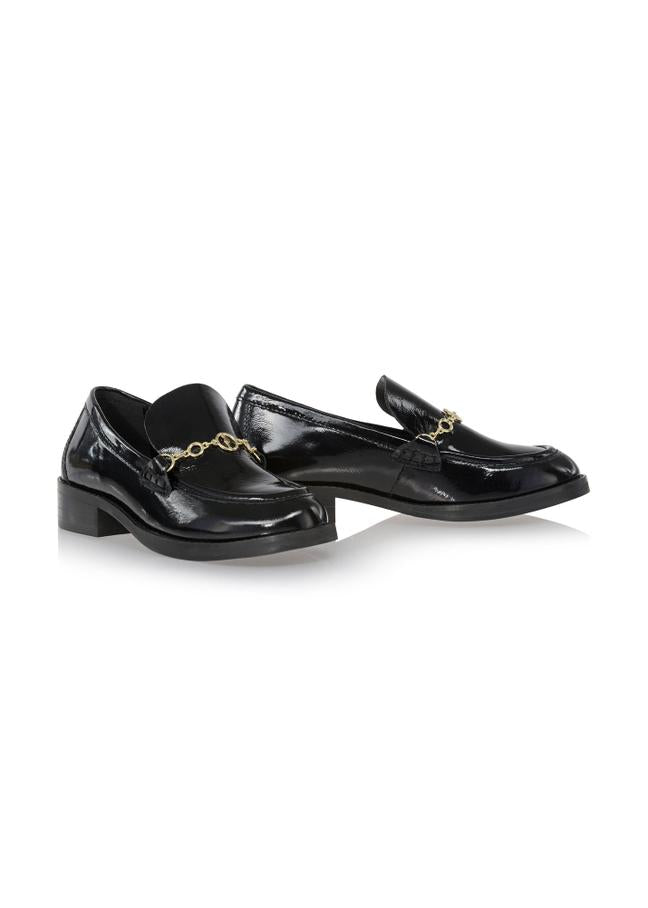 Skórzane loafersy damskie z klamrą