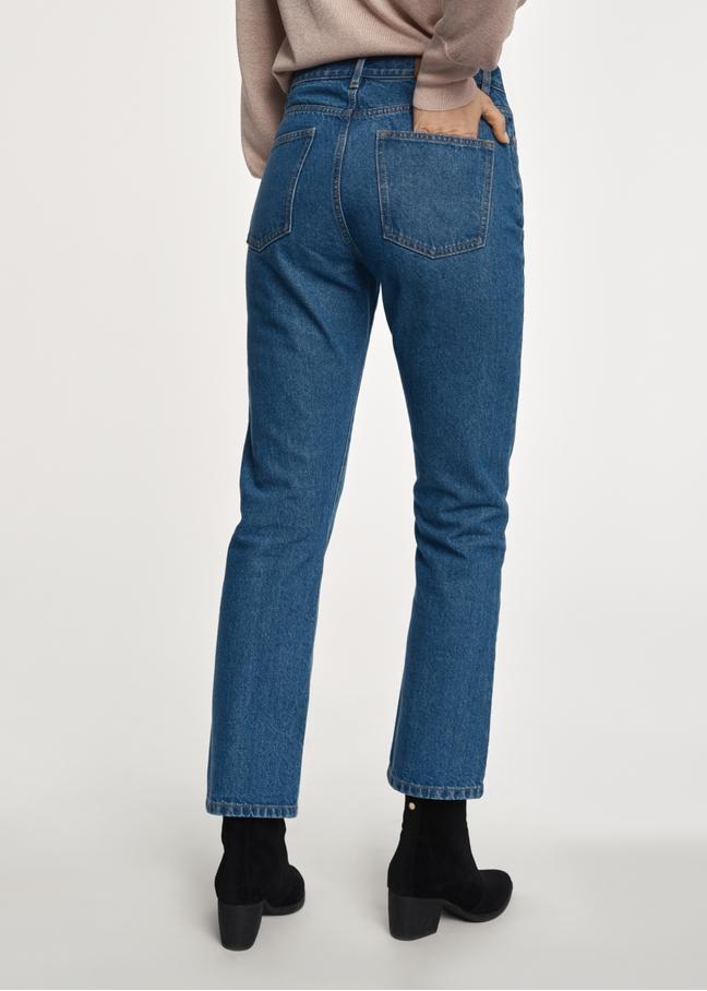Jeansy damskie typu mom jeans